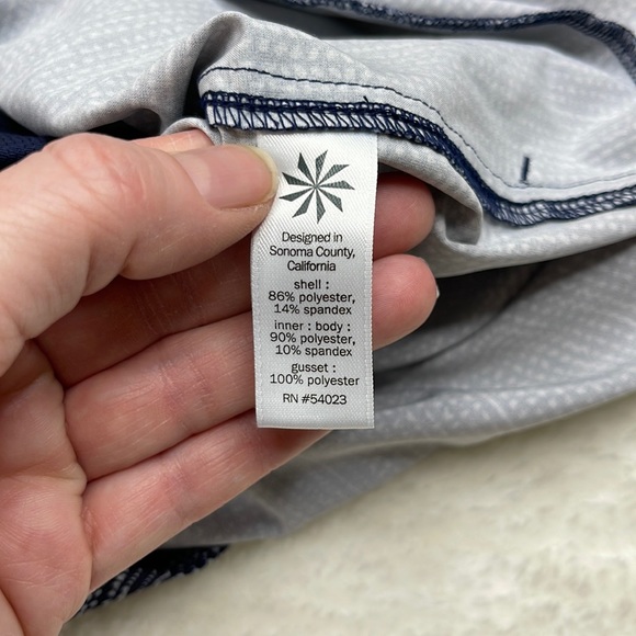 Athleta Midtown Batik Skort Navy and White Size 0 - Picture 6 of 11